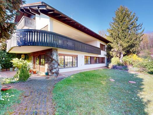 Mehrfamilienhaus zum Kauf provisionsfrei 1.320.000 € 8,5 Zimmer 354 m² 1.291 m² Grundstück Emmendingen 79312