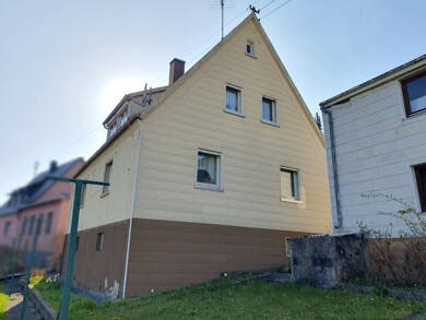 Einfamilienhaus zum Kauf 89.000 € 5 Zimmer 100 m² 374 m² Grundstück Röttingen Röttingen 97285
