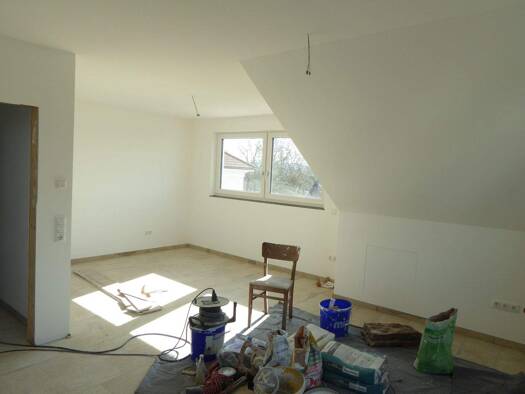 Wohnung zur Miete 900 € 3 Zimmer 80 m² 2. Geschoss frei ab 01.04.2026 Altheim Essenbach 84051