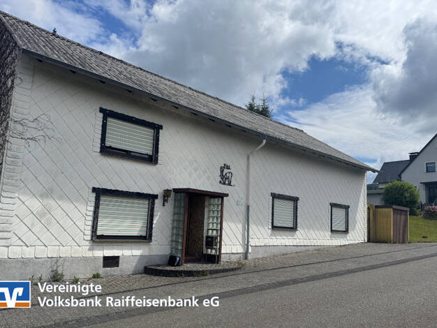 Einfamilienhaus zum Kauf 89.000 € 130 m² 922 m² Grundstück Malborn 54426