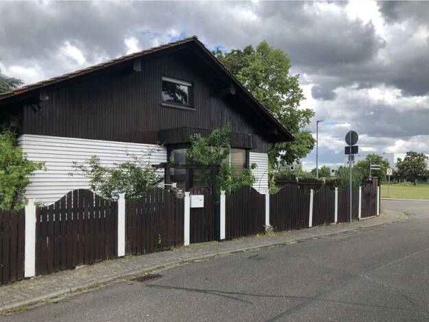 Einfamilienhaus zum Kauf provisionsfrei 639.000 € 7 Zimmer 190 m² 623 m² Grundstück Ketsch 68775