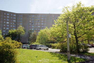 Wohnung zur Miete 363 € 3 Zimmer 69,8 m² 9. Geschoss K.-Fr.-Schinkel-Straße 11 Chrieschwitz Plauen 08529