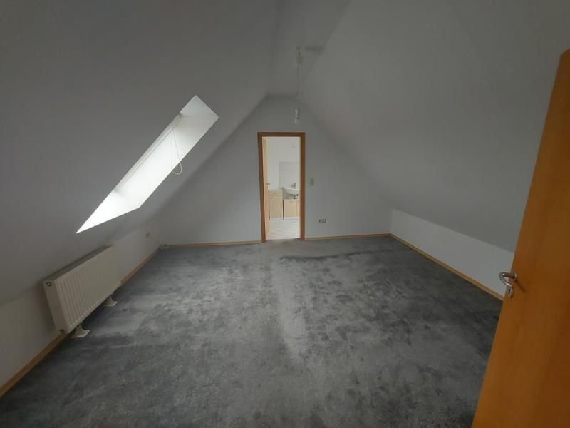 Maisonette zur Miete 850 € 3 Zimmer 123 m²<br/>Wohnfläche 2.<br/>Geschoss Sennfeld 97526