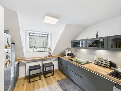 Wohnung zum Kauf 179.000 € 4 Zimmer 83,1 m² Dachgeschoss, 3. Geschoss Bulmke - Hüllen Gelsenkirchen 45888