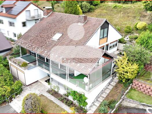 Einfamilienhaus zum Kauf 449.000 € 5 Zimmer 250 m² 1.359 m² Grundstück Pörbitsch Kulmbach 95326