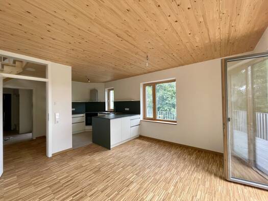 Maisonette zur Miete - Erstbezug 1.900 € 3 Zimmer 93 m² 1. Geschoss frei ab sofort Waldhäuser Tübingen 72076