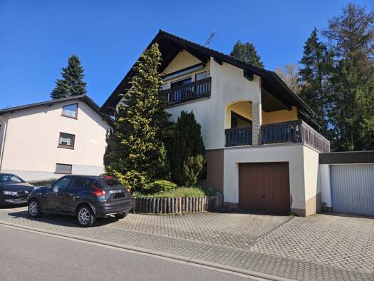 Mehrfamilienhaus zum Kauf 335.000 € 7,5 Zimmer 180 m² 850 m² Grundstück Hermeskeil 54411