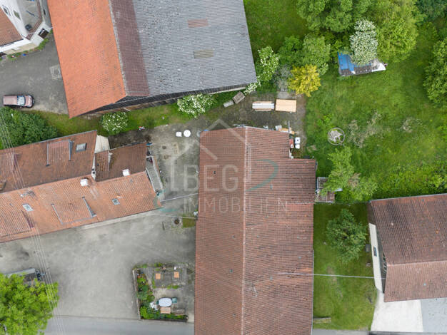 Mehrfamilienhaus zum Kauf 280.000 € 11 Zimmer 203 m² 910 m² Grundstück Hauptstr. 45 Uttenhofen Rosengarten 74538