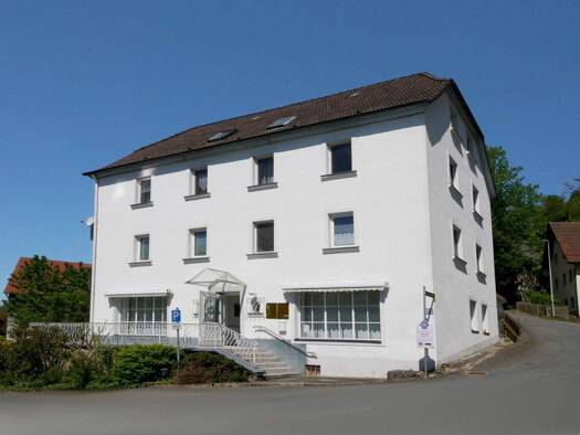 Haus zum Kauf 349.000 € 210 m² 755 m² Grundstück Muggendorf Wiesenttal 91346