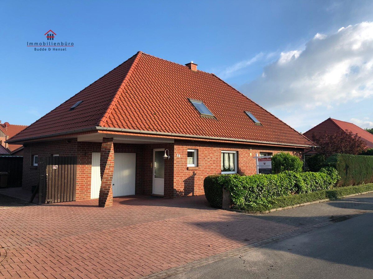 Einfamilienhaus zum Kauf 268.000 € 5 Zimmer 160 m²<br/>Wohnfläche 593 m²<br/>Grundstück Scharrel Saterland / Scharrel 26683