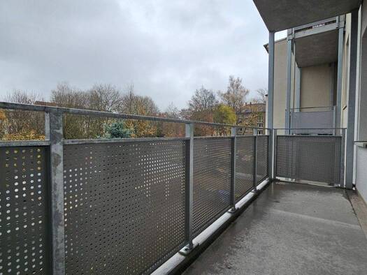 Wohnung zur Miete 329 € 2 Zimmer 61 m² 2. Geschoss frei ab sofort Jahnstraße 37 Lutherviertel Chemnitz 09126