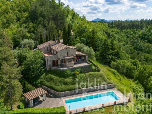 Haus zum Kauf 795.000 € 318 m² 7.670 m² Grundstück Pietralunga 06026
