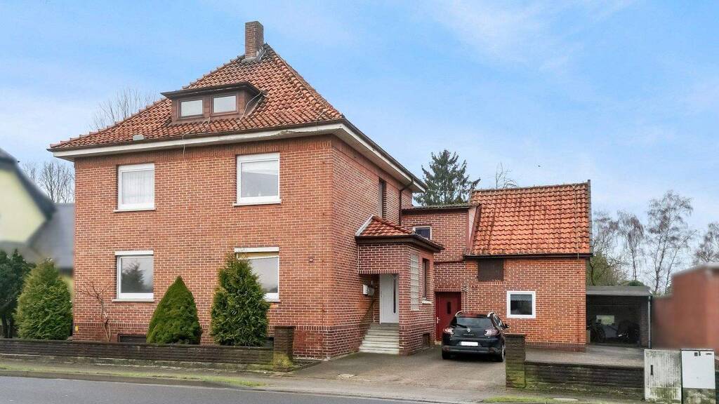 Mehrfamilienhaus zum Kauf 315.000 € 8 Zimmer 219,6 m² 1.251 m² Grundstück Stadthagen 31655
