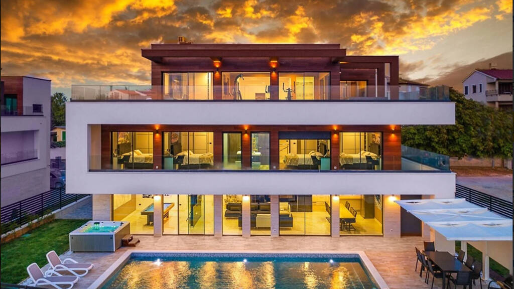 Villa zum Kauf 2.200.000 € 7 Zimmer 480 m² 650 m² Grundstück Premantura