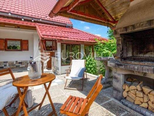 Haus zum Kauf 394.000 € 4 Zimmer 101 m² Stari Laz Ravna Gora