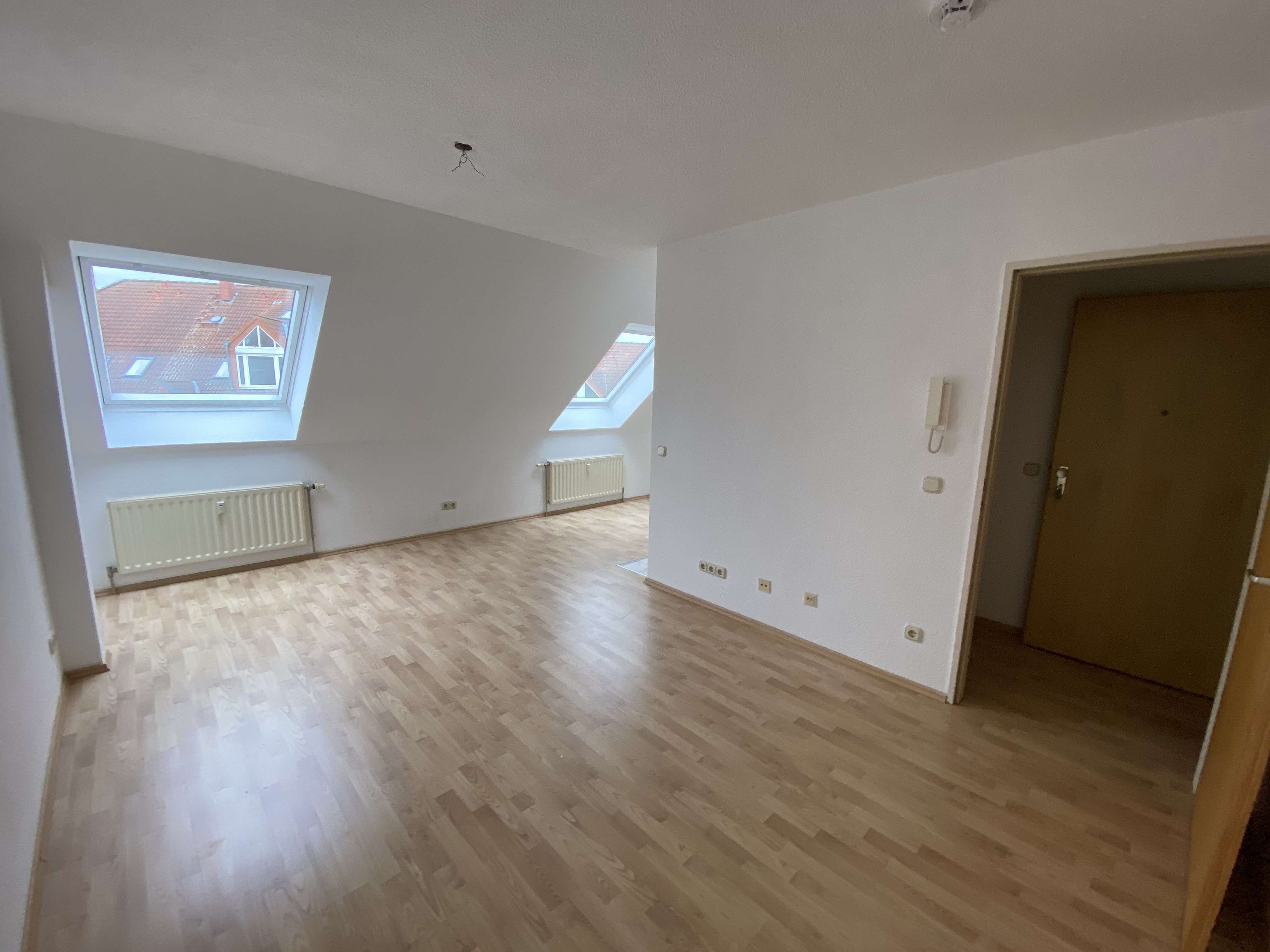 Studio zur Miete 220 € 1 Zimmer 26,8 m²<br/>Wohnfläche 4.<br/>Geschoss 01.02.2025<br/>Verfügbarkeit Schillerplatz 6 Schiepzig Salzatal 06198