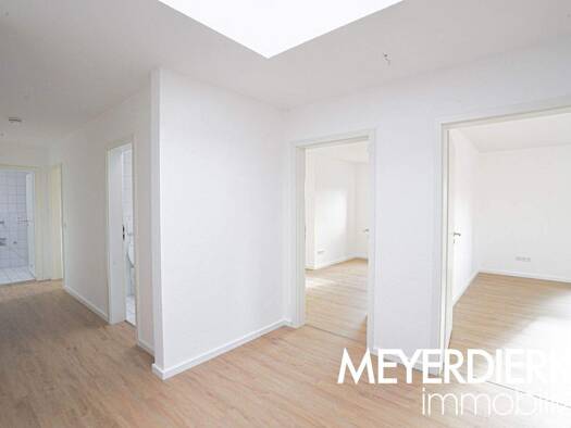 Wohnung zur Miete 800 € 3 Zimmer 91,1 m² Edewecht 26188