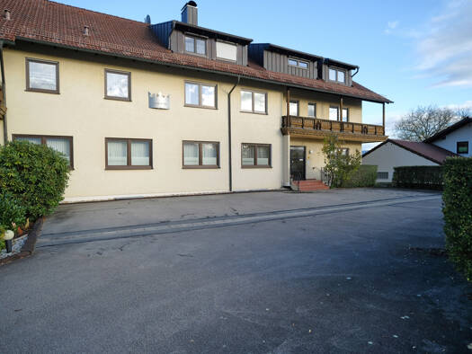 Praxisfläche zur Miete 6,52 € 4 Zimmer 230 m² Bürofläche Furth Furth im Wald 93437
