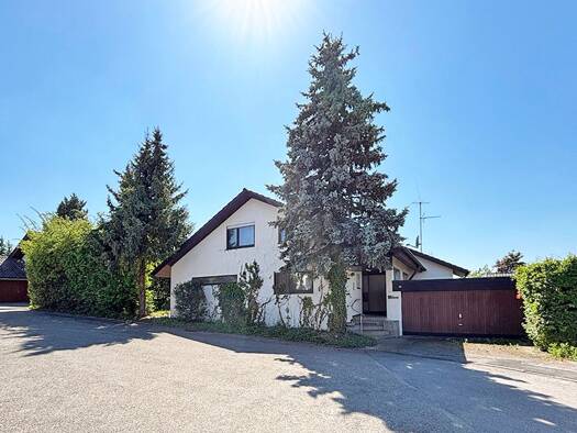 Einfamilienhaus zum Kauf 749.000 € 6,5 Zimmer 205 m² 597 m² Grundstück frei ab sofort Heinrich-Heine-Straße 14 Talheim 74388