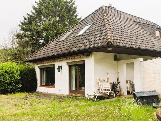 Villa zum Kauf 749.000 € 5 Zimmer 192 m² 960 m² Grundstück Bergstedt Wandsbek 22395