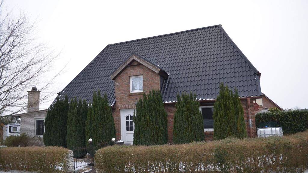 Mehrfamilienhaus zum Kauf 558.000 € 12 Zimmer 358,8 m² 1.080 m² Grundstück Breiholz 24797