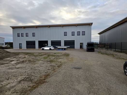 Lagerhalle zur Miete - Erstbezug 1.950 € 216 m² Lagerfläche Eichenstraße 2 Ampfing 84539