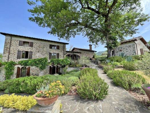 Bauernhaus zum Kauf 2.490.000 € 11 Zimmer 420 m² 12.661 m² Grundstück Bagnone 54021