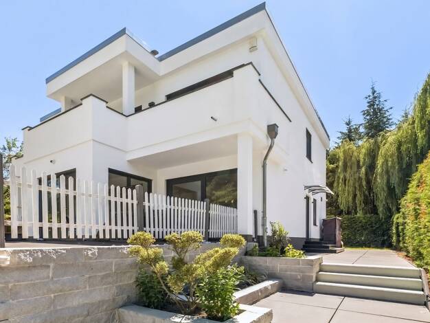 Villa zum Kauf 1.290.000 € 5 Zimmer 215,3 m² 1.165 m² Grundstück Neuenhagen bei Berlin 15366