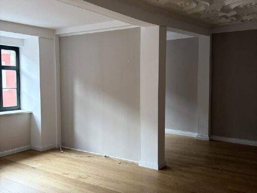 Wohnung zur Miete 970 € 3 Zimmer 110 m² Gotha 99867