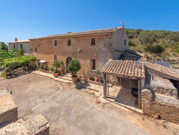 Landhaus zum Kauf 6.000.000 € 8 Zimmer 900 m² 5.430.000 m² Grundstück Arta 07570