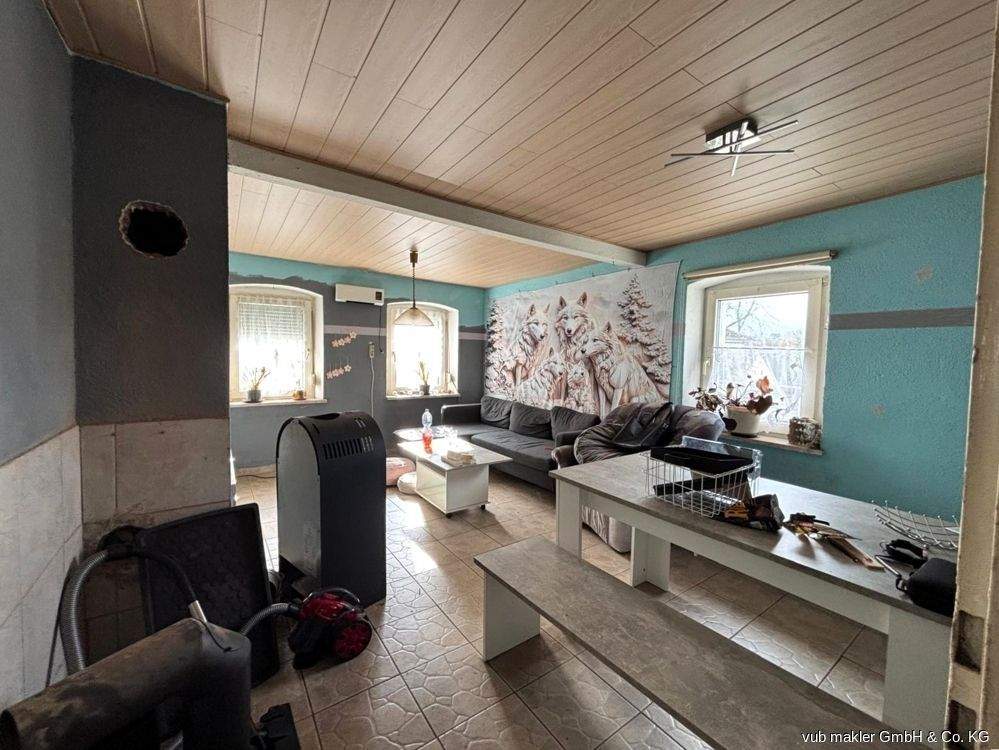 Immobilie in Selbitz - Projekt für Könner: Einfamilienhaus mit Nebengebäude in Selbitz - Bild 2