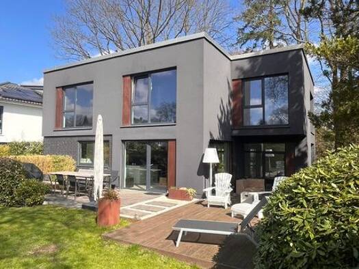 Einfamilienhaus zur Miete 3.950 € 5 Zimmer 206 m² 1.100 m² Grundstück frei ab 01.09.2026 Sasel Hamburg 22393