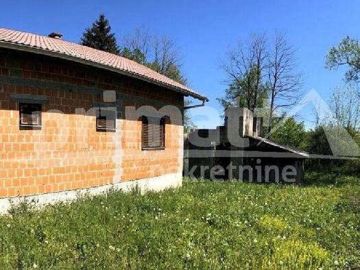 Einfamilienhaus zum Kauf 60.000 € 2 Zimmer 88 m² Plaški 47304