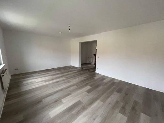 Wohnung zur Miete 432 € 1 Zimmer 43,2 m² 1. Geschoss frei ab sofort Johann-Sebastian-Bach-Straße 48 Görden Brandenburg an der Havel 14772