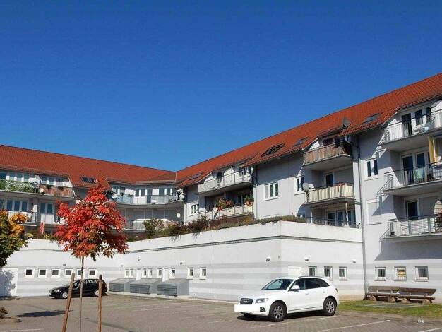 Wohnung zur Miete 405 € 2 Zimmer 58,2 m² 3. Geschoss frei ab sofort Moritzplatz 6c Naumburg 06618