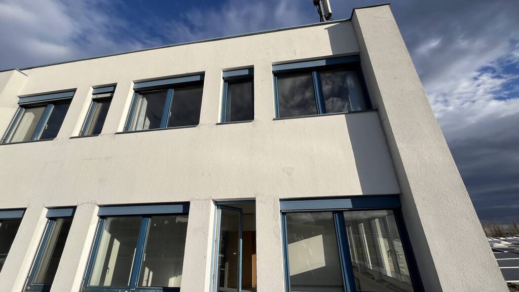 Bürofläche zur Miete 10,50 € 135,8 m² Bürofläche Wiener Neudorf 2351