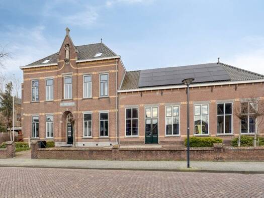 Haus zum Kauf 1.250.000 € 12 Zimmer 570 m² 771 m² Grundstück kerkstraat 57 Bergen op Zoom 4664 BP