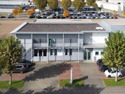 Lagerhalle zum Kauf 1.350.000 € 987,1 m² Lagerfläche Lahr 77933