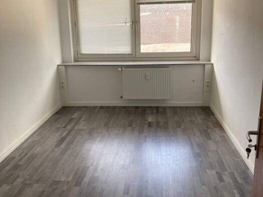 Bürofläche zur Miete provisionsfrei 300 € 1 Zimmer 24 m² Bürofläche Bismarckstr. 63-65 Stadtmitte Mönchengladbach 41061
