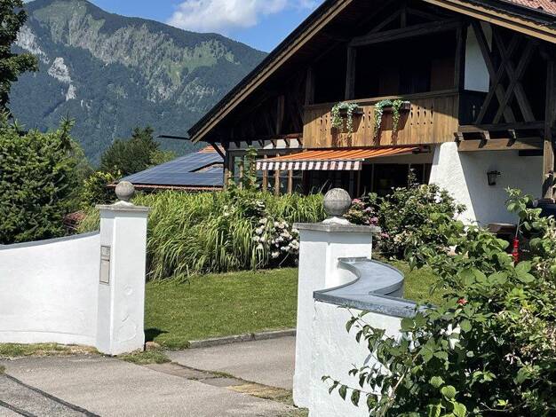 Haus zum Kauf provisionsfrei 310.000 € 8 Zimmer 220 m² 996 m² Grundstück Unterwössen Unterwössen 83246