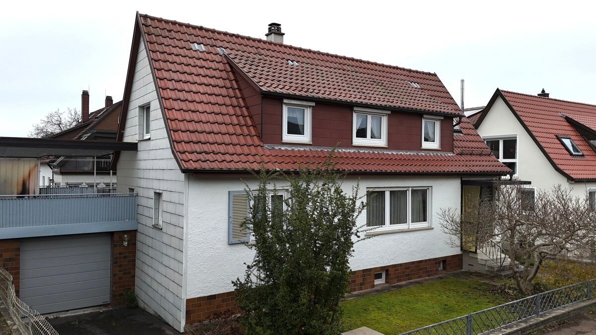 Einfamilienhaus zum Kauf 300.000 € 4,5 Zimmer 141,7 m²<br/>Wohnfläche 478 m²<br/>Grundstück Gaildorf Gaildorf 74405