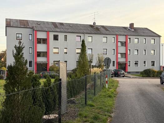 Wohnung zum Kauf 195.000 € 3 Zimmer 74,9 m² EG Burglengenfeld Burglengenfeld 93133