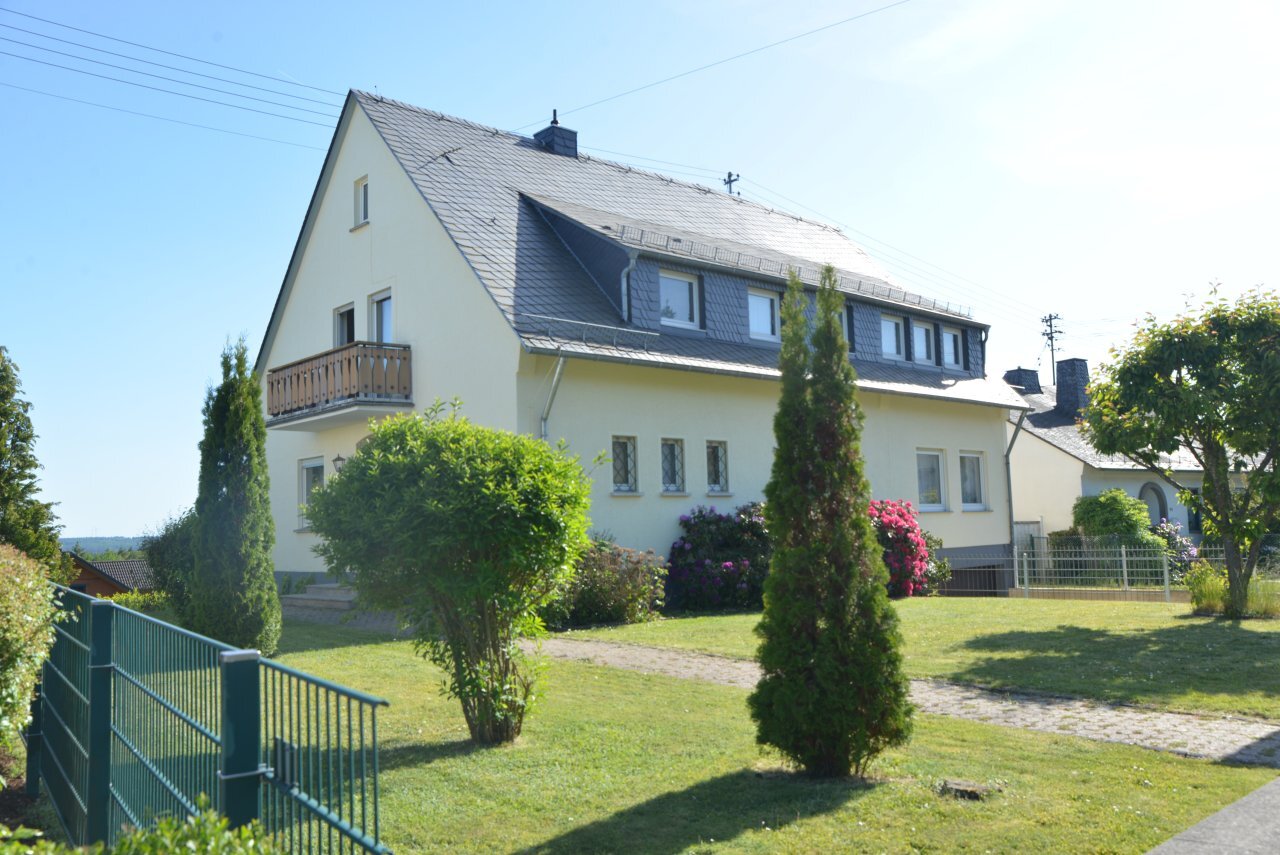 Einfamilienhaus zum Kauf 469.000 € 8 Zimmer 239,1 m²<br/>Wohnfläche 1.070 m²<br/>Grundstück Kastanienstr. 39 Buchholz Boppard 56154