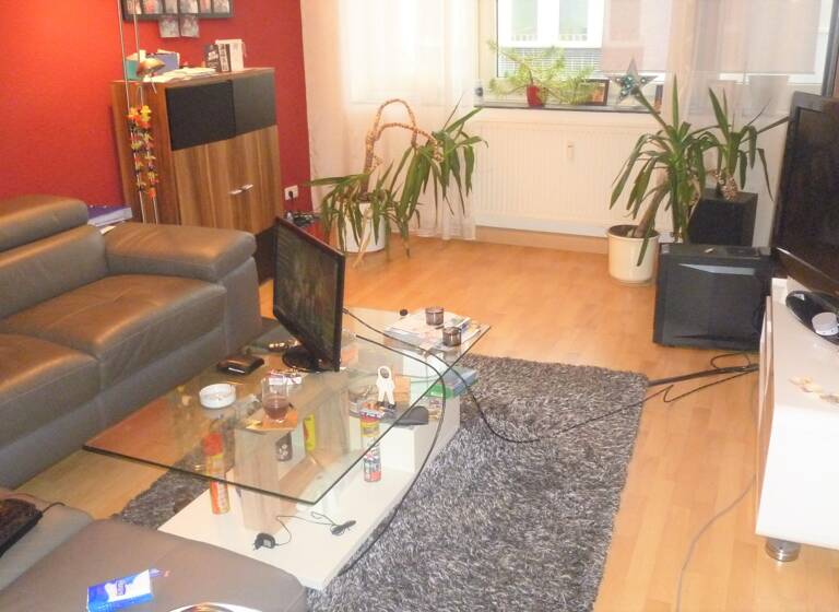 Wohnung zur Miete 420 € 2 Zimmer 51 m²<br/>Wohnfläche 2.<br/>Geschoss 01.06.2025<br/>Verfügbarkeit Bahnhofstr./ Ecke Kaiserstr. Würselen Würselen 52146