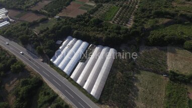 Land-/Forstwirtschaft zum Kauf 790.000 € Trogir center