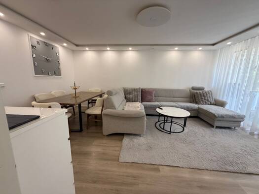 Wohnung zum Kauf provisionsfrei 370.000 € 4,5 Zimmer 91 m² Geschoss 1/1 Böblingen Böblingen 71032