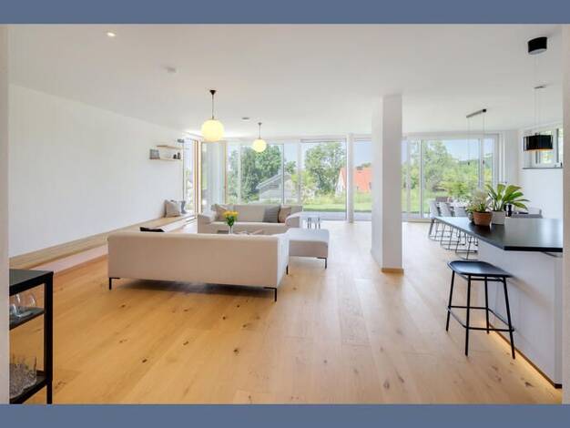 Wohnung zur Miete auf Zeit 4.500 € 4,5 Zimmer 200 m² frei ab 31.07.2026 Steinebach Wörthsee 82237