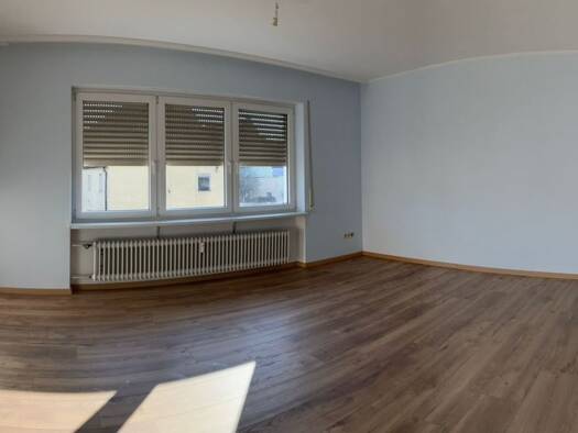 Wohnung zur Miete 790 € 3 Zimmer 75 m² Geschoss 1/4 frei ab 01.03.2026 Langenzenn 90579
