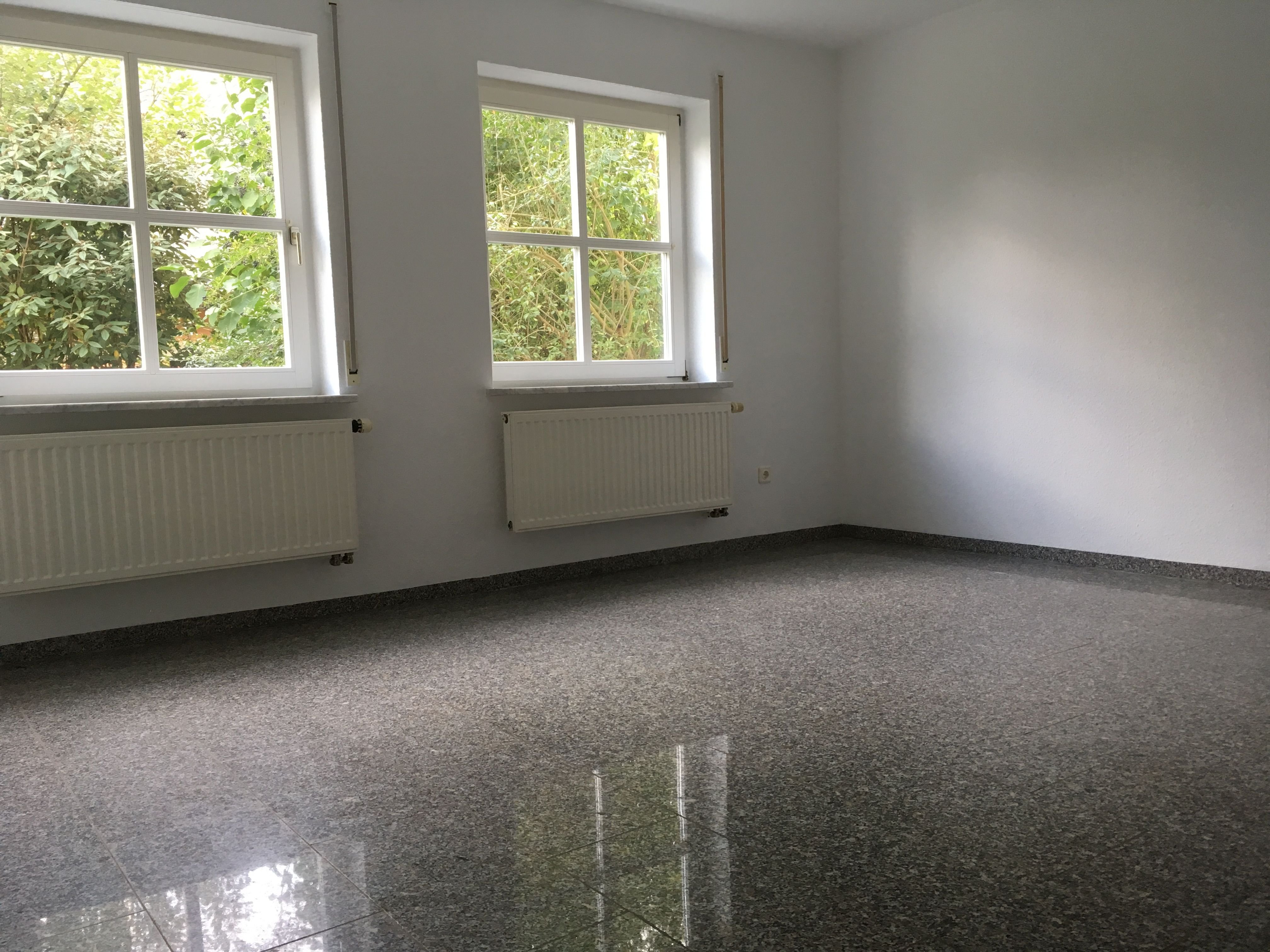 Terrassenwohnung zur Miete 600 € 3 Zimmer 66 m²<br/>Wohnfläche Enge Gasse 9 Kirchheim Kirchheim 97268