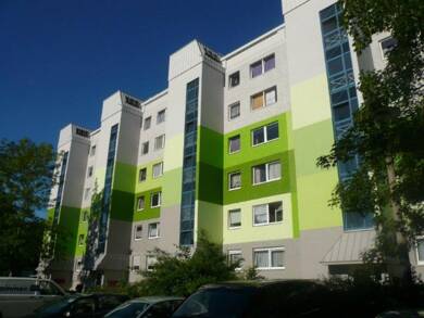 Wohnung zur Miete 300 € 3 Zimmer 56,2 m² 3. Geschoss Ahornstr. 10 Lusan - Eichenstraße Gera 07549